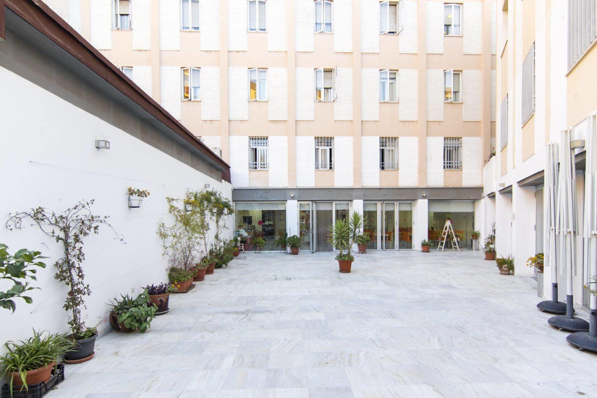 Albergue Inturjoven Granada Exterior foto